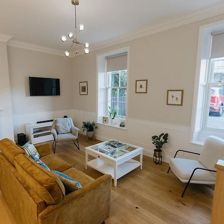 Wensleydale, Old School Rooms - Ground Floor Luxury Apartment In Richmond, North Yorkshire Ричмонд Экстерьер фото