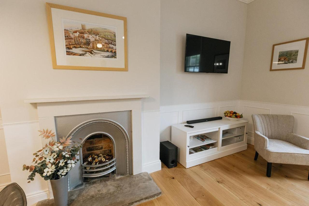 Wensleydale, Old School Rooms - Ground Floor Luxury Apartment In Richmond, North Yorkshire Ричмонд Экстерьер фото