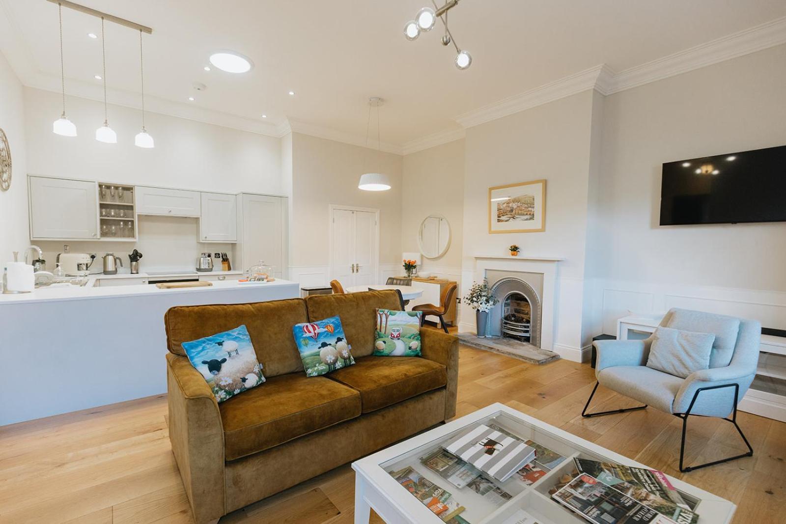 Wensleydale, Old School Rooms - Ground Floor Luxury Apartment In Richmond, North Yorkshire Ричмонд Экстерьер фото